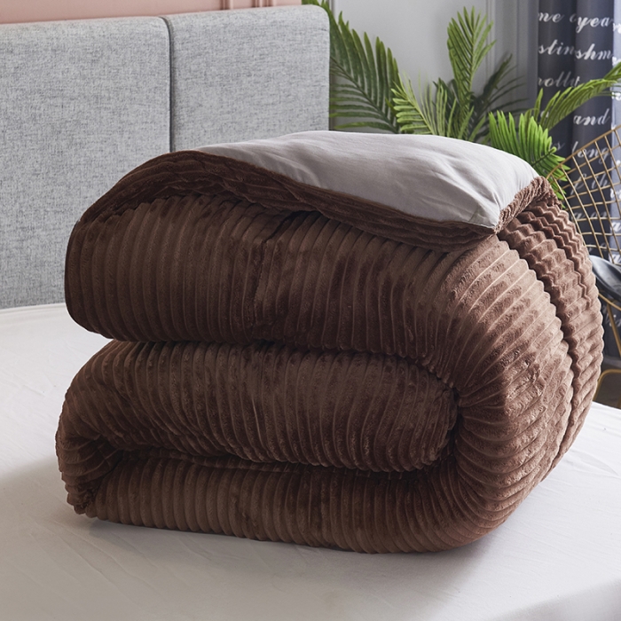 91家纺网 家纺一手货源 找家纺 被多多 2022新款魔法绒冬被四件套 咖啡色