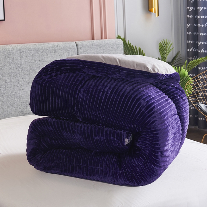 91家纺网 家纺一手货源 找家纺 被多多 2022新款魔法绒冬被四件套 魅力紫