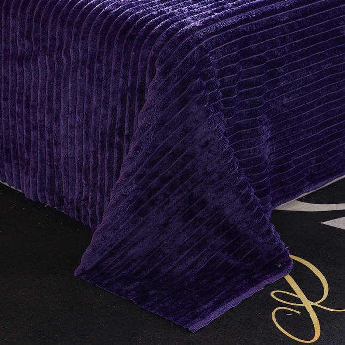 91家纺网 家纺一手货源 找家纺 被多多 2022新款魔法绒冬被四件套 魅力紫