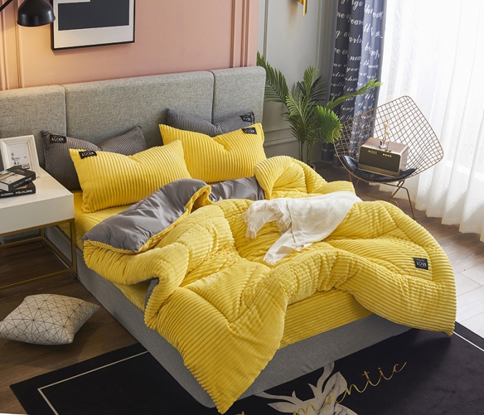 91家纺网 家纺一手货源 找家纺 被多多 2022新款魔法绒冬被四件套 柠檬黄