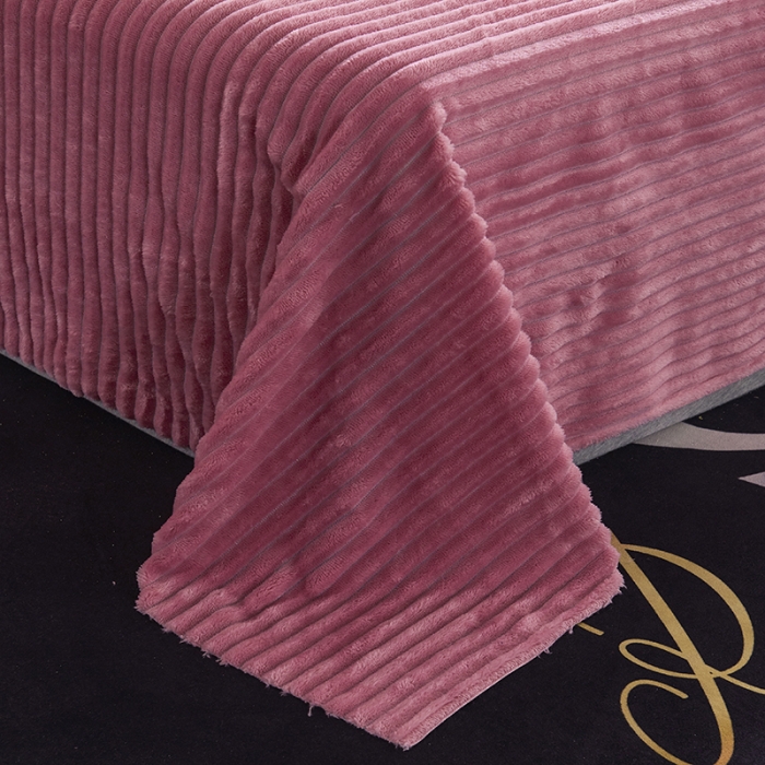 91家纺网 家纺一手货源 找家纺 被多多 2022新款魔法绒冬被四件套 桃粉