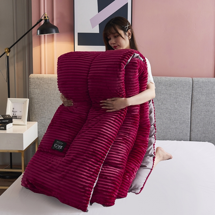 91家纺网 家纺一手货源 找家纺 被多多 2022新款魔法绒冬被四件套 囍气红