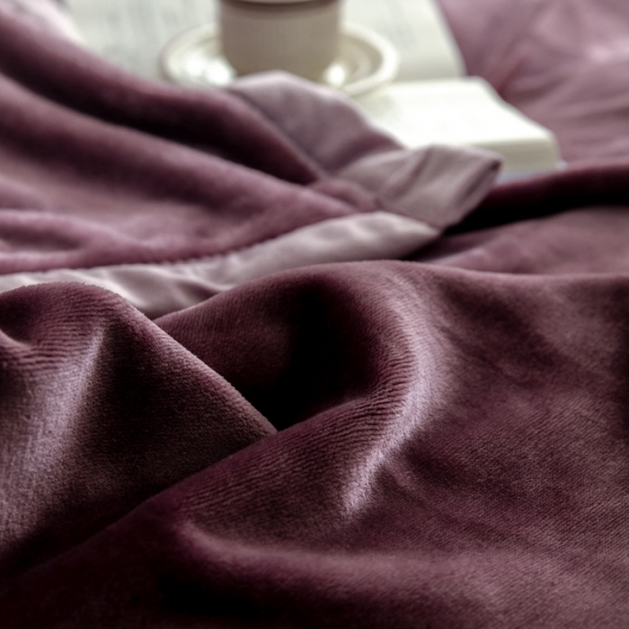 91家纺网 家纺一手货源 找家纺 来菲 25新款400克毛毯纯色加厚法兰绒盖毯多功能珊瑚绒毯子苜蓿天青紫