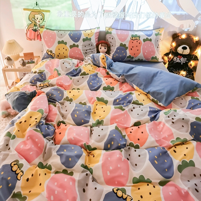 91家纺网 家纺一手货源 找家纺 HL原创新款13372全棉四件套夜晚网红风实拍图 大草莓