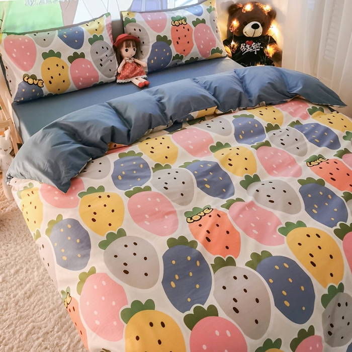 91家纺网 家纺一手货源 找家纺 HL原创新款13372全棉四件套夜晚网红风实拍图 大草莓