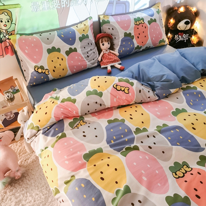 91家纺网 家纺一手货源 找家纺 HL原创新款13372全棉四件套夜晚网红风实拍图 大草莓