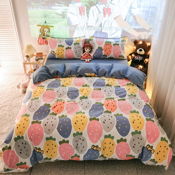 91家纺网 家纺一手货源 找家纺 HL原创新款13372全棉四件套夜晚网红风实拍图 大草莓