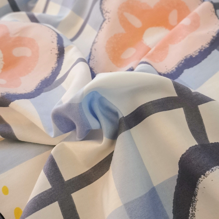 91家纺网 家纺一手货源 找家纺 HL原创新款13372全棉四件套夜晚网红风实拍图 花花兔