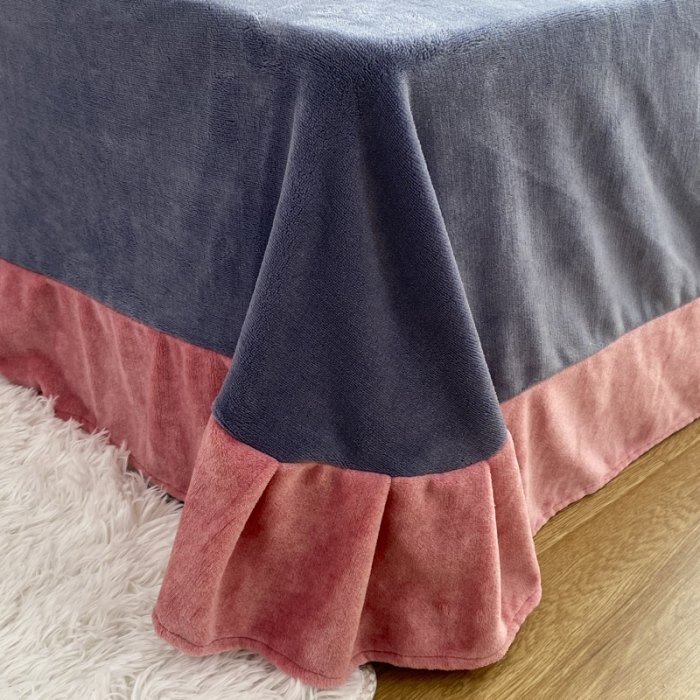 91家纺网 家纺一手货源 找家纺 妖妖家纺 2020新款花边牛奶绒四件套 北岛-红