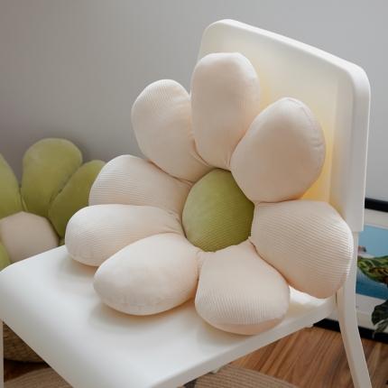 91家纺网 家纺一手货源 找家纺 （总）希诺 2020新款朵朵系列-小雏菊抱枕