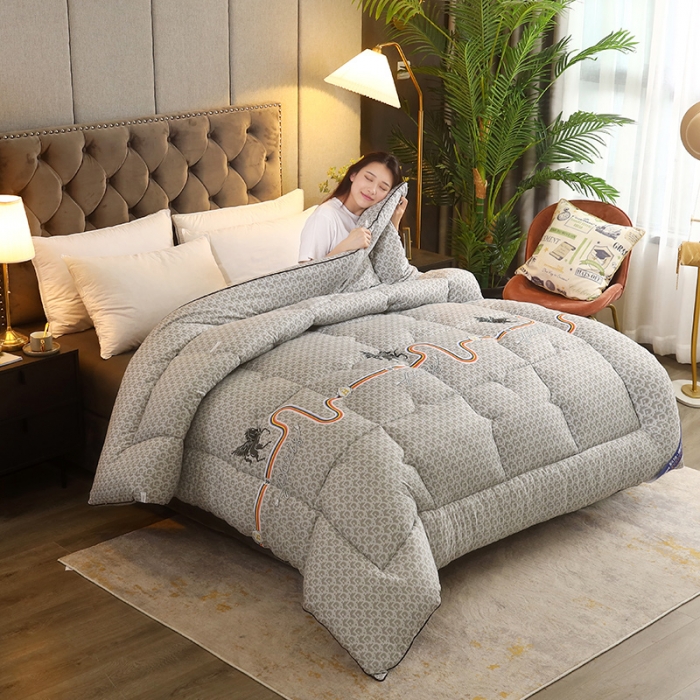 91家纺网 家纺一手货源 找家纺 畅销被业 2020新款德芙棉羽丝绒冬被 罗马假日-灰