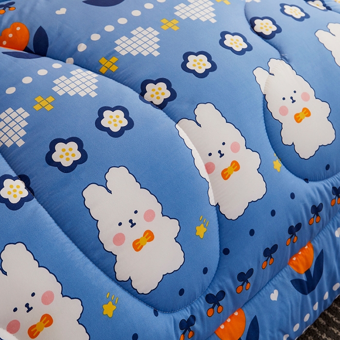 91家纺网 家纺一手货源 找家纺 畅销被业 2020新款海藻棉冬被 可爱兔