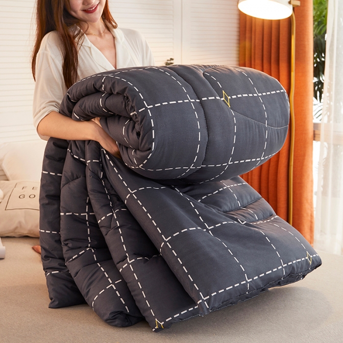 91家纺网 家纺一手货源 找家纺 畅销被业 2020新款海藻棉冬被 休闲时光