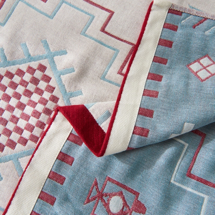 91家纺网 家纺一手货源 找家纺 朴尔 2020年波西米亚风全棉四层纱布枕巾 迷宫蓝