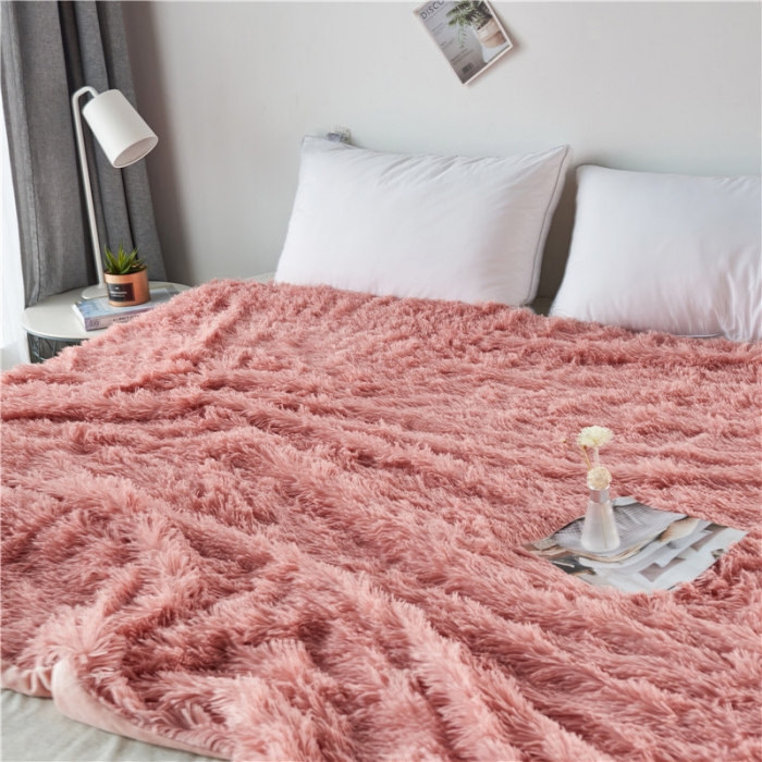 91家纺网 家纺一手货源 找家纺 品尚嘉 2025水貂绒毛毯长毛绒法莱绒双层跨境外贸毯子皮粉