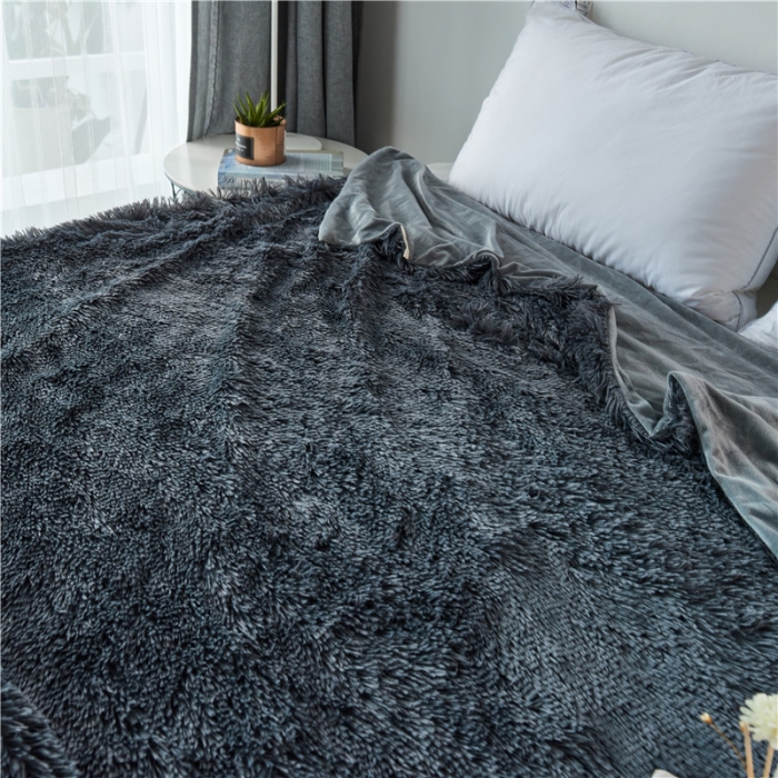 91家纺网 家纺一手货源 找家纺 品尚嘉 2025水貂绒毛毯长毛绒法莱绒双层跨境外贸毯子 深灰