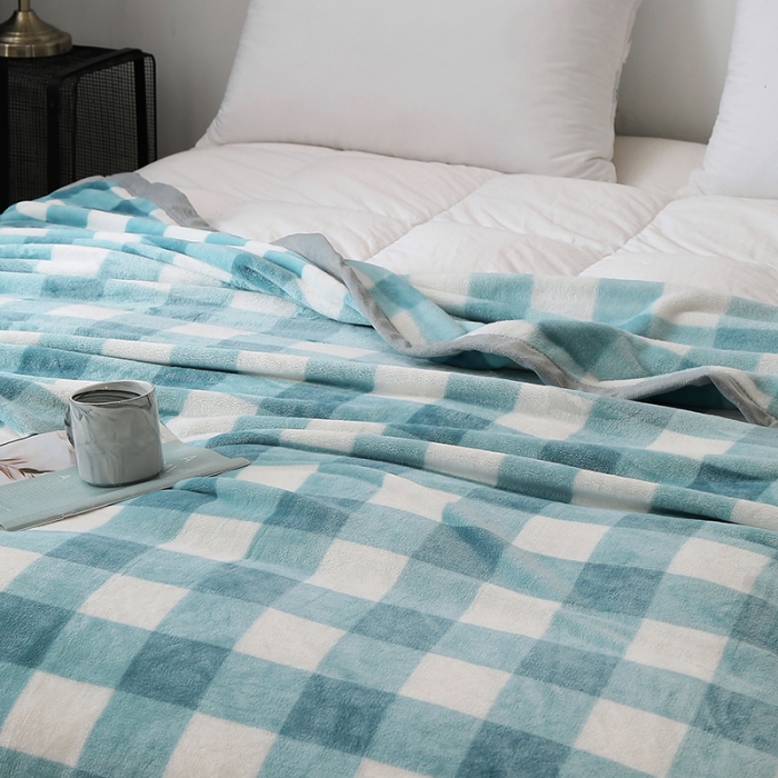 91家纺网 家纺一手货源 找家纺 卡奥 2020新款单层加厚云毯 蓝格