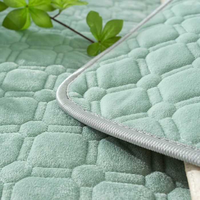 91家纺网 家纺一手货源 找家纺 共鸣沙发垫 2020新款水晶绒沙发垫 小雏菊-浅绿