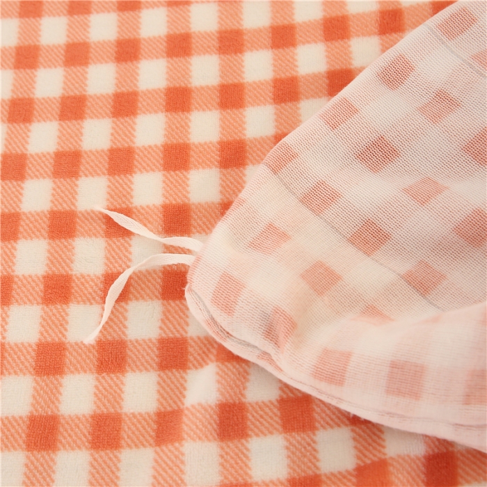 91家纺网 家纺一手货源 找家纺 青竹苑韩版牛奶绒四件套法莱绒水晶雕花绒加厚保暖 格子美少女