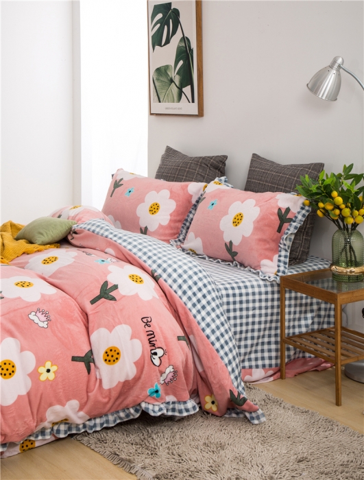 91家纺网 家纺一手货源 找家纺 青竹苑韩版牛奶绒四件套法莱绒水晶雕花绒加厚保暖 天天向上-粉