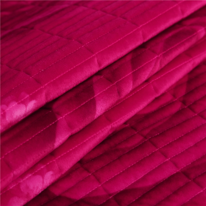 91家纺网 家纺一手货源 找家纺 冬然 2020新款水晶绒榻榻米床盖炕盖 爱情玫瑰-玫红