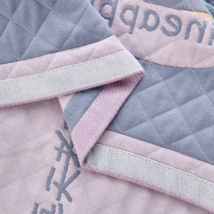 91家纺网 家纺一手货源 找家纺 朴尔 2020新款彩色糖果纯棉三层纱布枕巾 开心菠萝