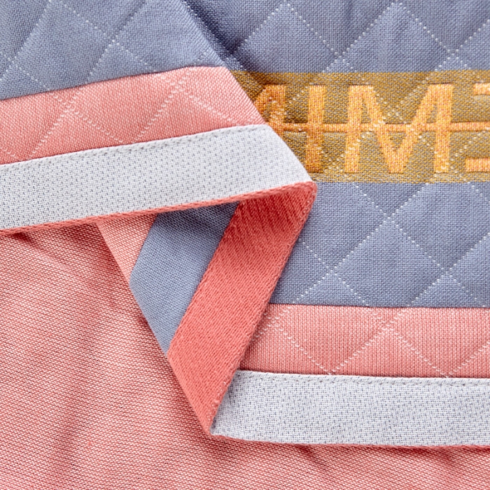 91家纺网 家纺一手货源 找家纺 朴尔 2020新款彩色糖果纯棉三层纱布枕巾 清新甘菊粉