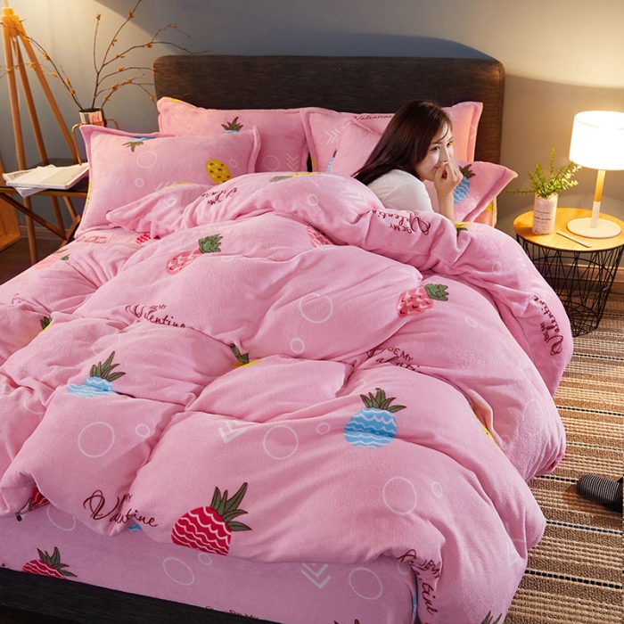 91家纺网 家纺一手货源 找家纺 迷仙巢 2020新款160克法莱绒印花四件套 菠萝