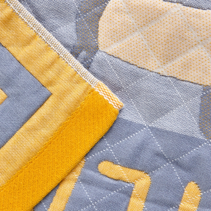 91家纺网 家纺一手货源 找家纺 朴尔 2020新款彩色糖果纯棉三层纱布枕巾 调皮狗黄色