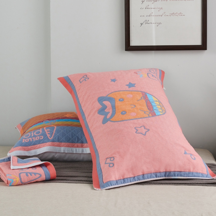 91家纺网 家纺一手货源 找家纺 朴尔 2020新款彩色糖果纯棉三层纱布枕巾 调皮胡萝卜粉