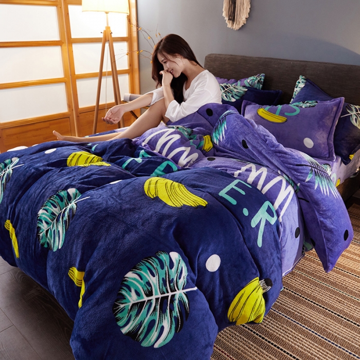 91家纺网 家纺一手货源 找家纺 迷仙巢 2020新款160克法莱绒印花四件套 芭蕉叶