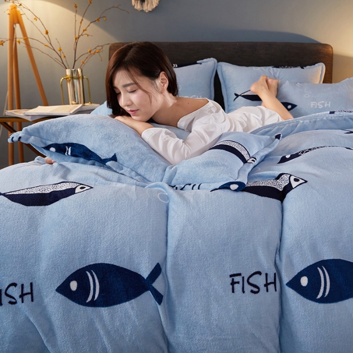 91家纺网 家纺一手货源 找家纺 迷仙巢 2020新款160克法莱绒印花四件套 多鱼