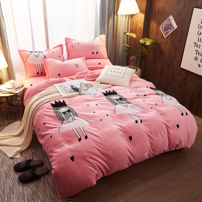 91家纺网 家纺一手货源 找家纺 迷仙巢 2020新款160克法莱绒印花四件套 粉红女郎