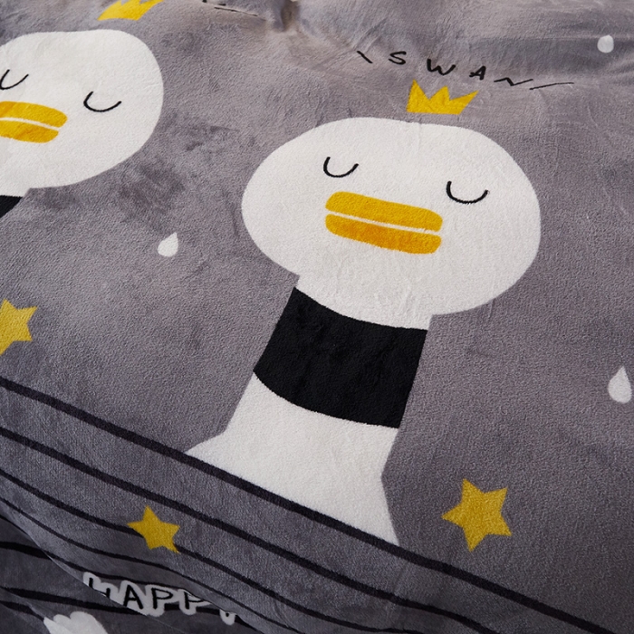 91家纺网 家纺一手货源 找家纺 迷仙巢 2020新款160克法莱绒印花四件套 皇冠鸭