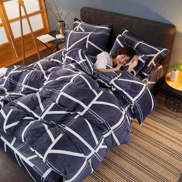 91家纺网 家纺一手货源 找家纺 迷仙巢 2020新款160克法莱绒印花四件套 几何