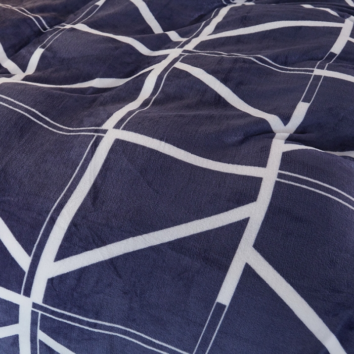 91家纺网 家纺一手货源 找家纺 迷仙巢 2020新款160克法莱绒印花四件套 几何