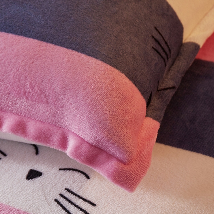 91家纺网 家纺一手货源 找家纺 迷仙巢 2020新款160克法莱绒印花四件套 猫咪爱