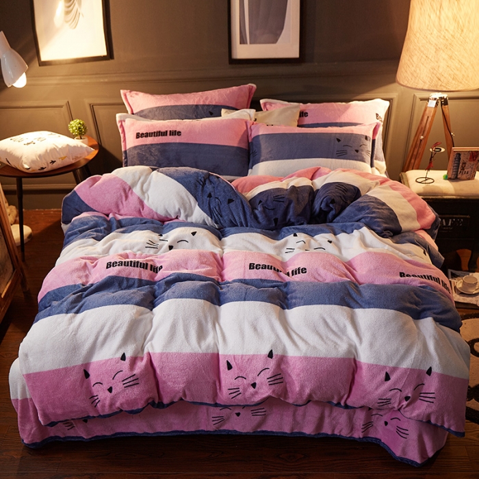 91家纺网 家纺一手货源 找家纺 迷仙巢 2020新款160克法莱绒印花四件套 猫咪爱