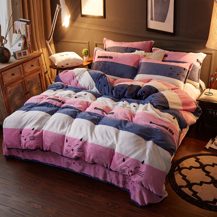 91家纺网 家纺一手货源 找家纺 迷仙巢 2020新款160克法莱绒印花四件套 猫咪爱