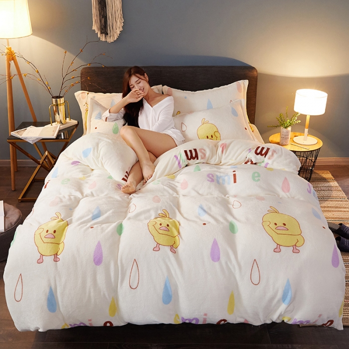 91家纺网 家纺一手货源 找家纺 迷仙巢 2020新款160克法莱绒印花四件套 小黄鸭