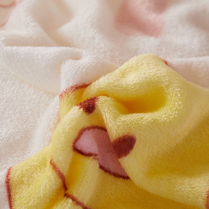 91家纺网 家纺一手货源 找家纺 迷仙巢 2020新款160克法莱绒印花四件套 小黄鸭