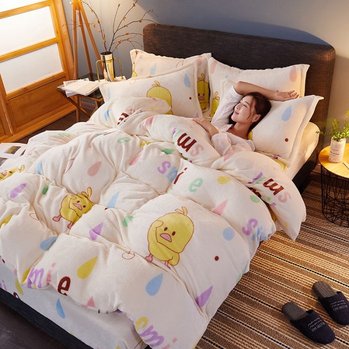 91家纺网 家纺一手货源 找家纺 迷仙巢 2020新款160克法莱绒印花四件套 小黄鸭