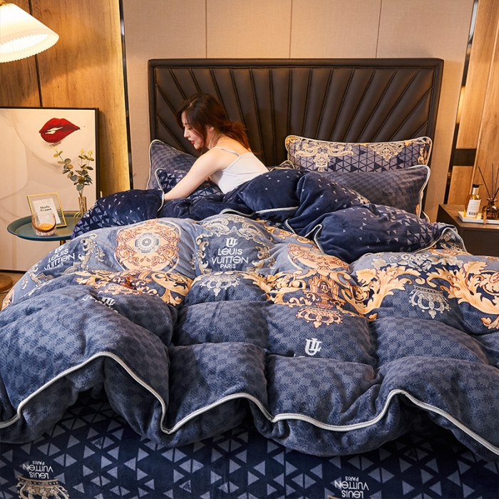 91家纺网 家纺一手货源 找家纺 迷仙巢 2020新款牛奶金貂绒四件套 典雅