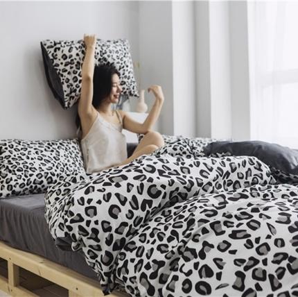 91家纺网 家纺一手货源 找家纺 （总）艾佳 2025新款全棉棉加绒男士风宝宝水晶绒四件套