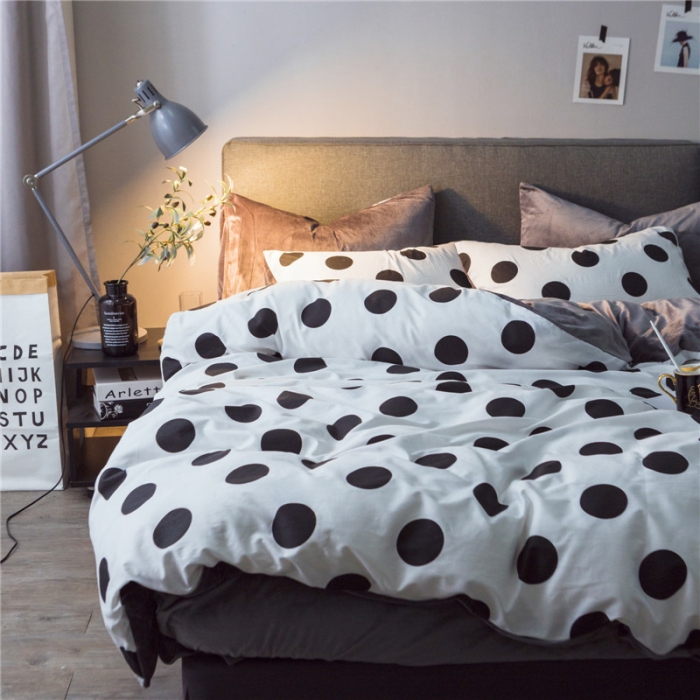 91家纺网 家纺一手货源 找家纺 艾佳 2025新款全棉棉加绒男士风宝宝水晶绒四件套圆点-深灰