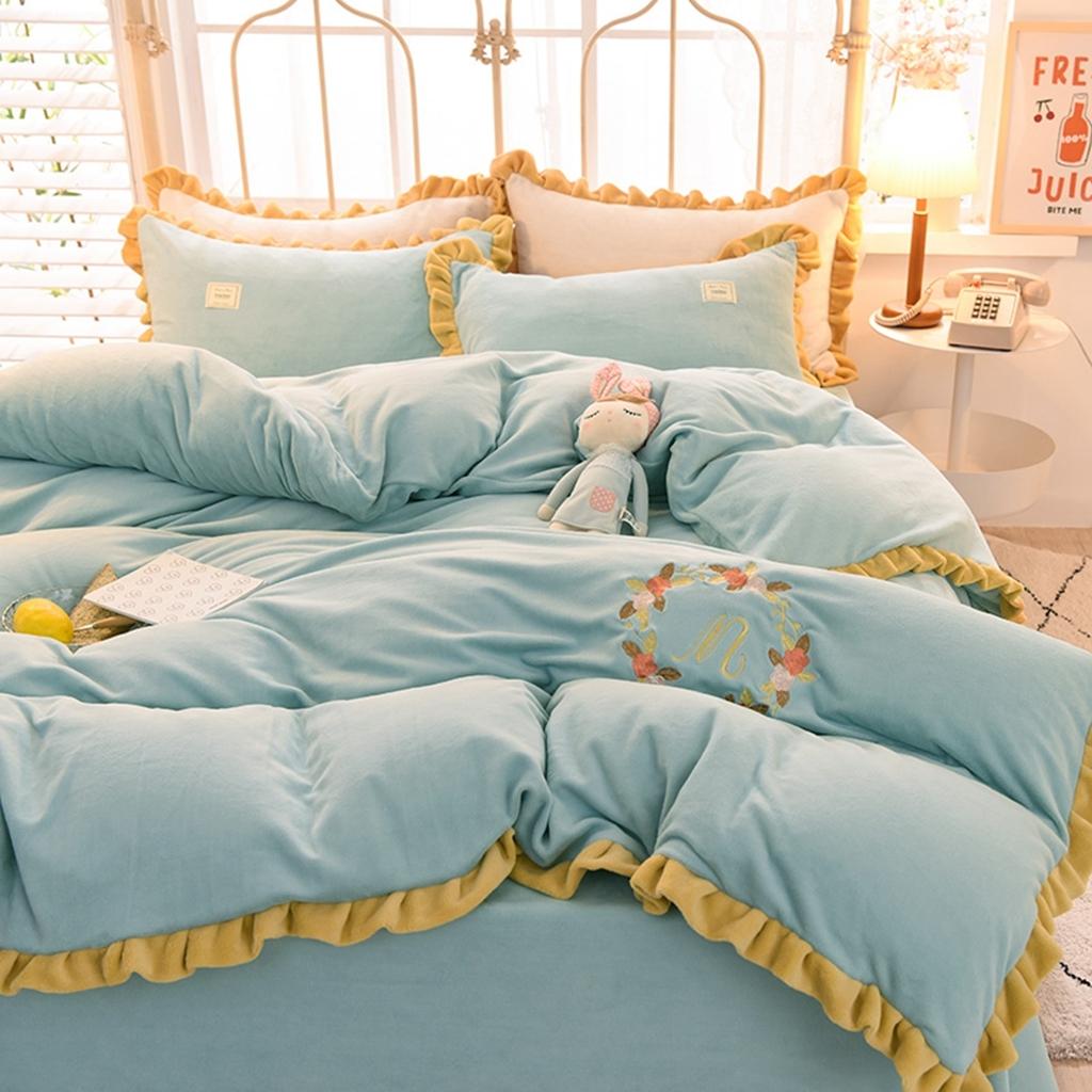 91家纺网 家纺一手货源 找家纺 艾米家居 2020新款牛奶绒四件套花语系列 豆绿