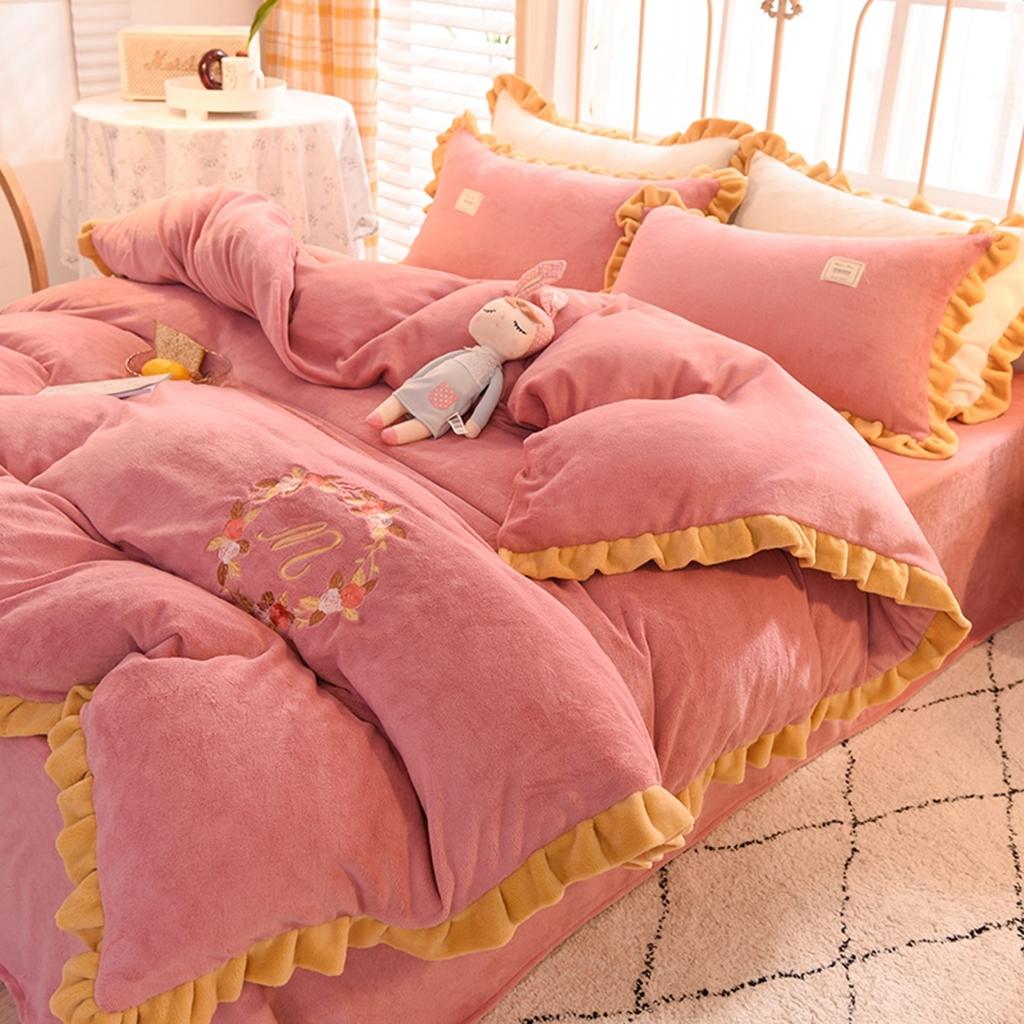 91家纺网 家纺一手货源 找家纺 艾米家居 2020新款牛奶绒四件套花语系列 豆沙