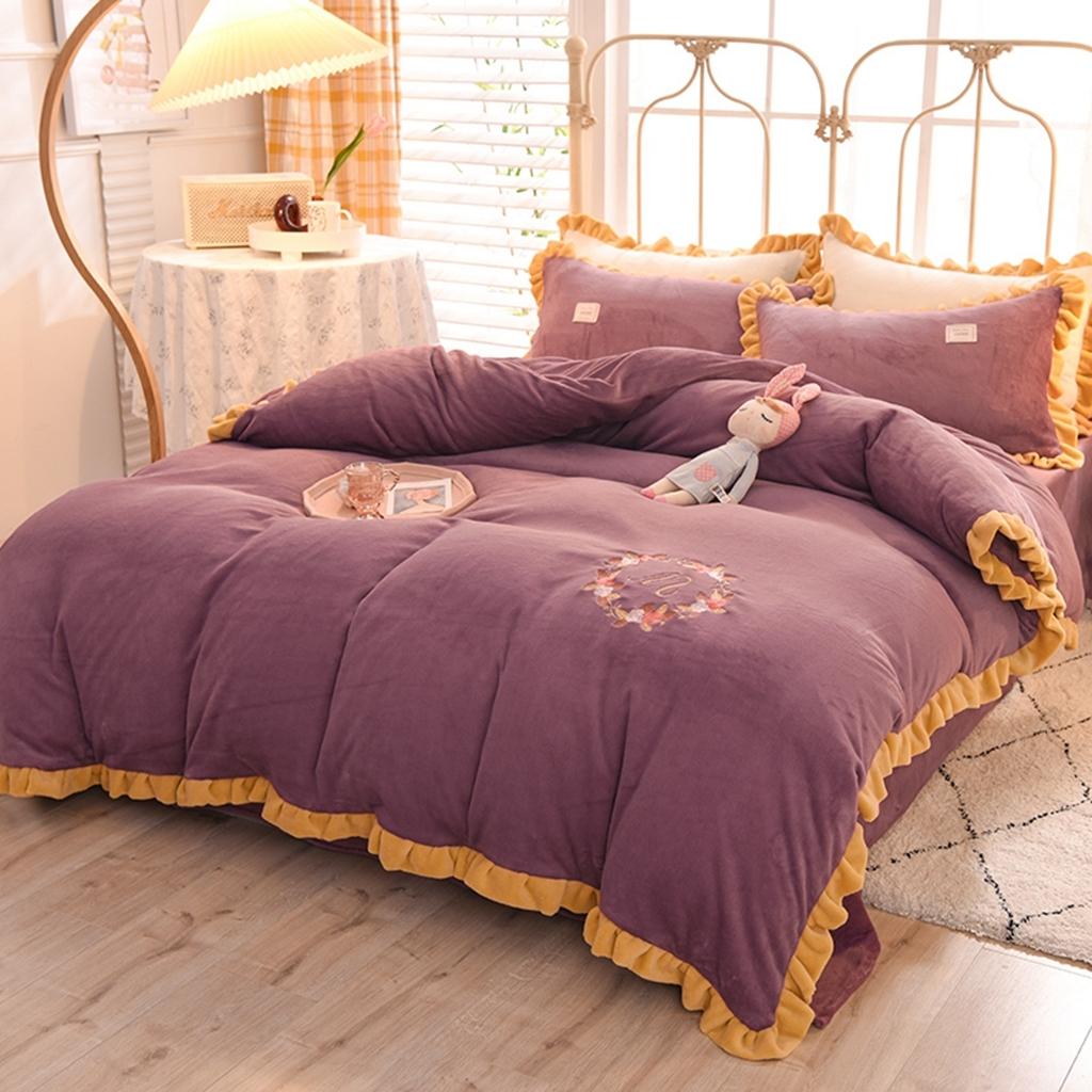 91家纺网 家纺一手货源 找家纺 艾米家居 2020新款牛奶绒四件套花语系列 梅子色