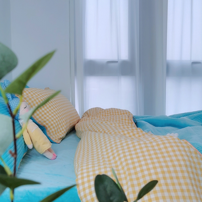 91家纺网 家纺一手货源 找家纺 淑女公社 2020新款棉加绒晚安宝贝四件套 黄白格加蓝色绒