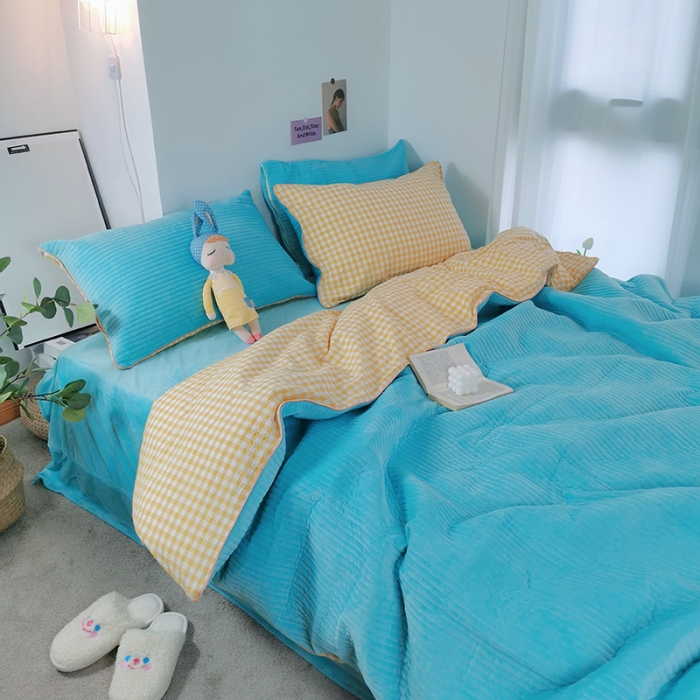 91家纺网 家纺一手货源 找家纺 淑女公社 2020新款棉加绒晚安宝贝四件套 黄白格加蓝色绒